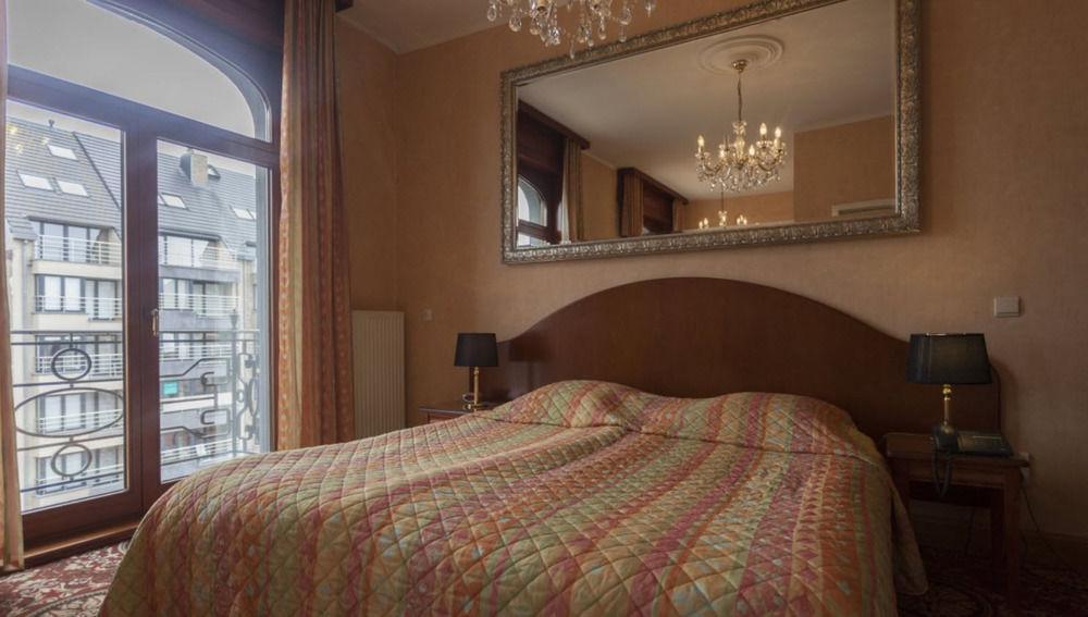 Avenue Hotel By F-Hotels Blankenberge Bagian luar foto
