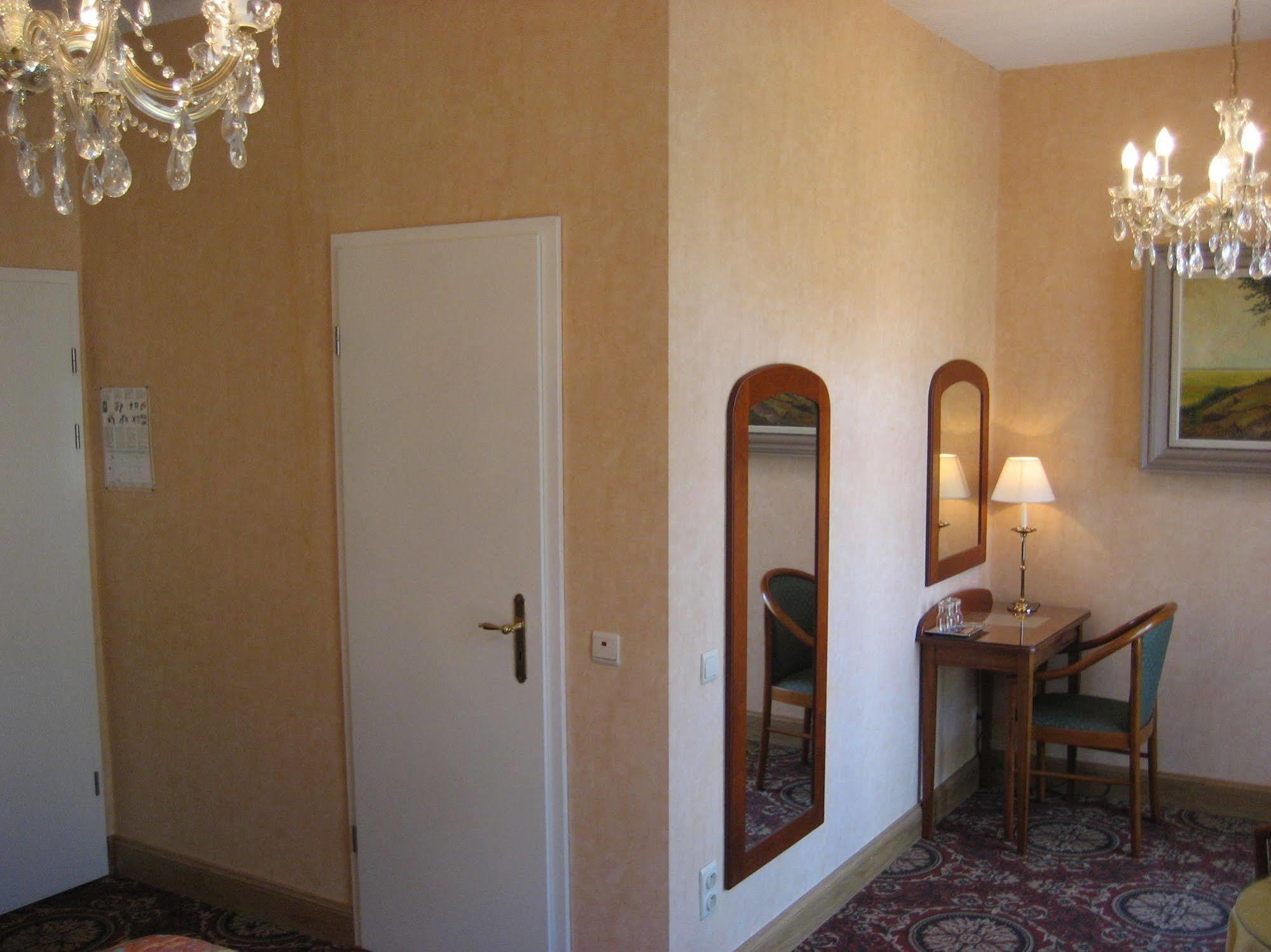Avenue Hotel By F-Hotels Blankenberge Bagian luar foto